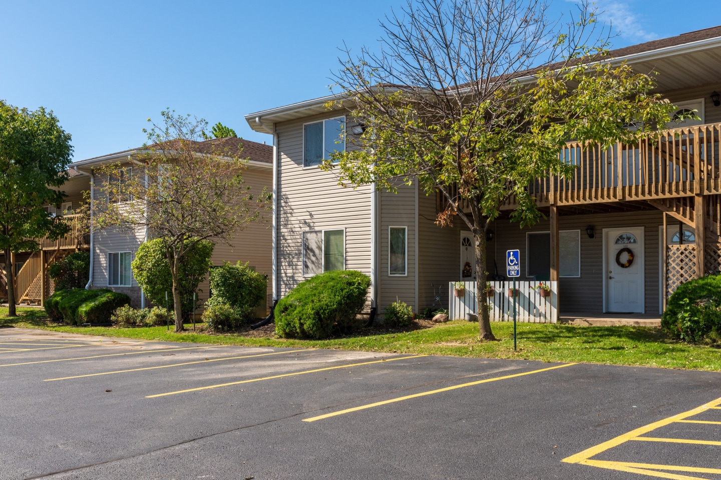 Ashford Apartments Image 11