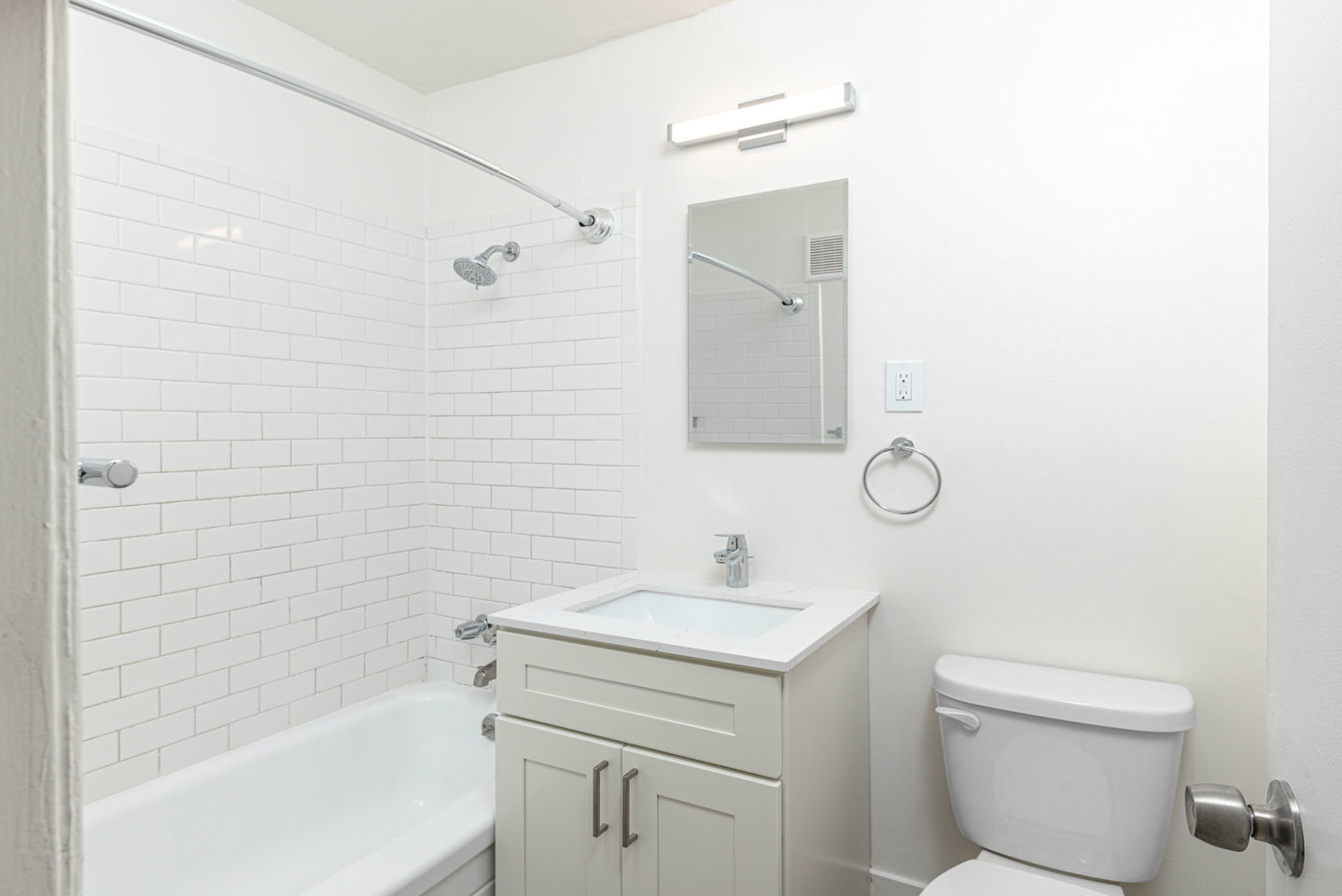 5519 Mission St Image 23