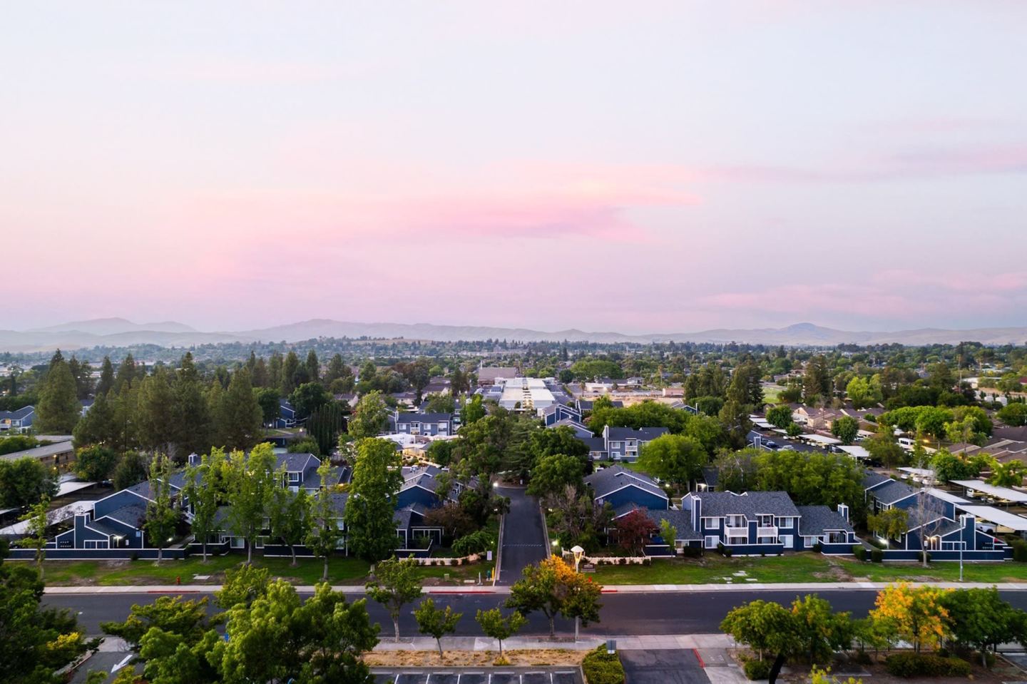 The Arbors Apartments Image 40