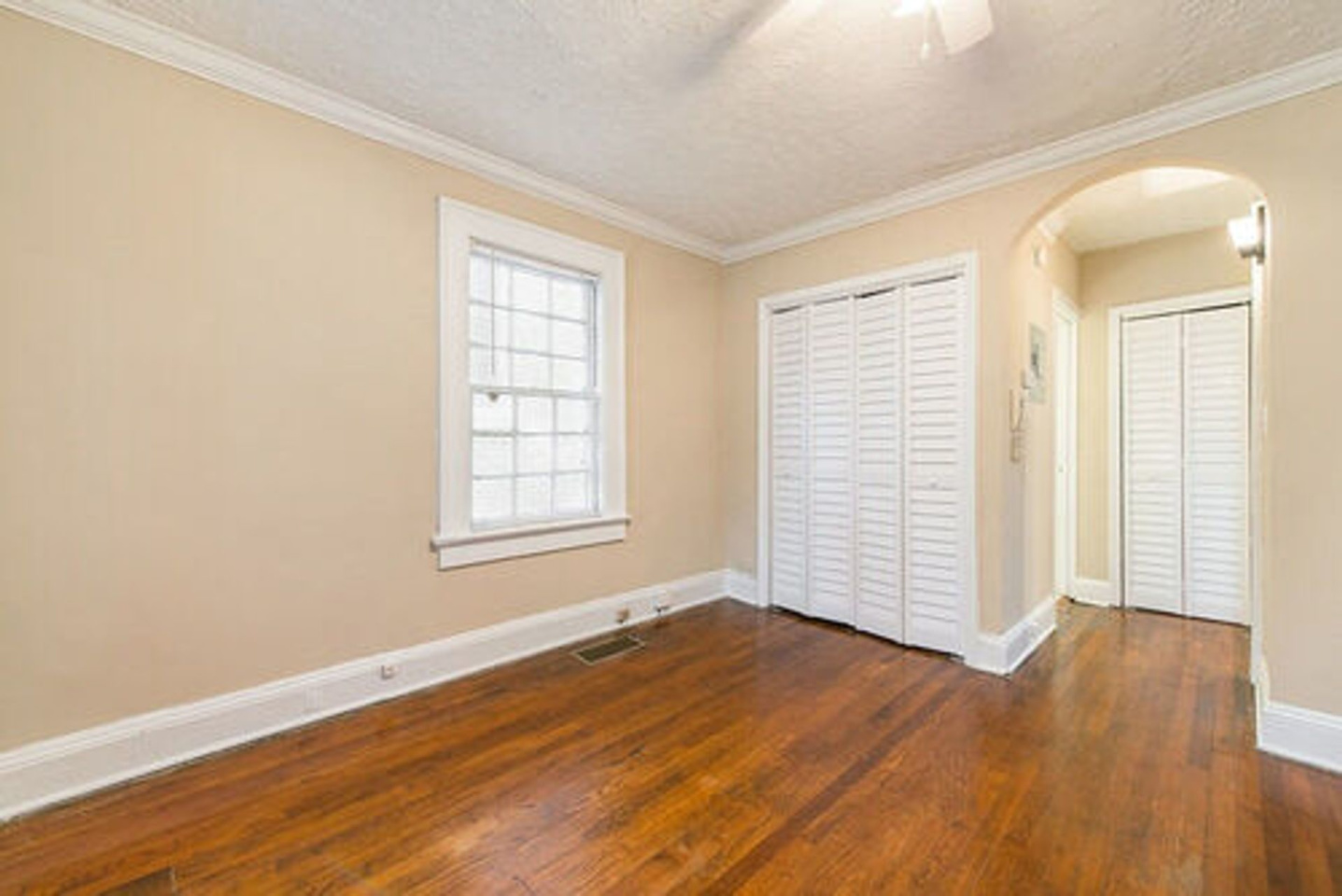 Spanish Oaks Image 2