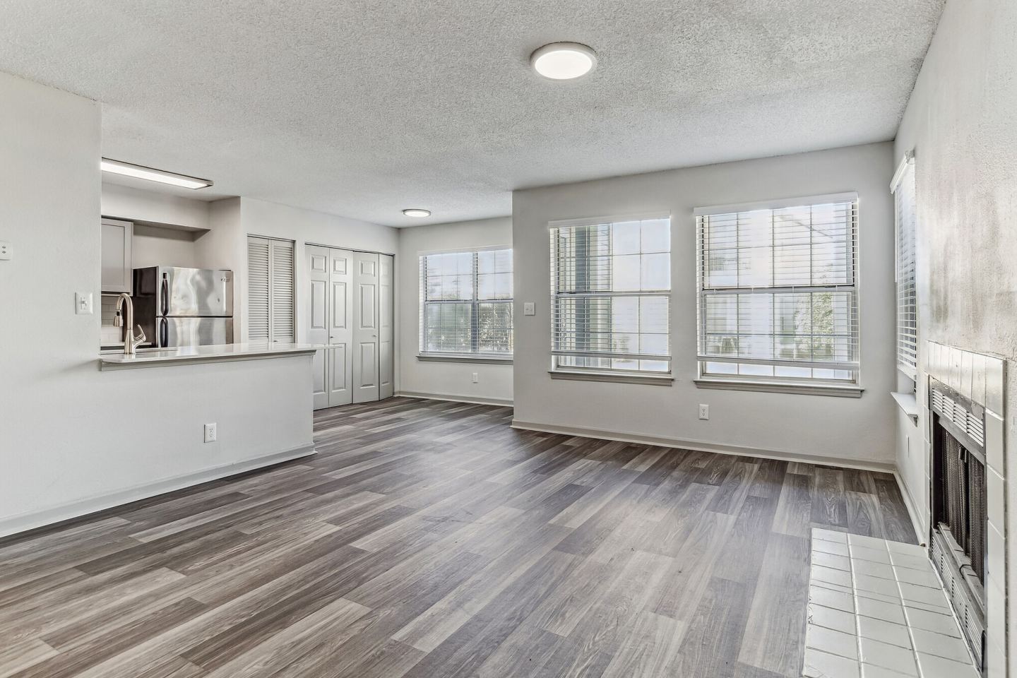 Summerlake Apartments Image 3