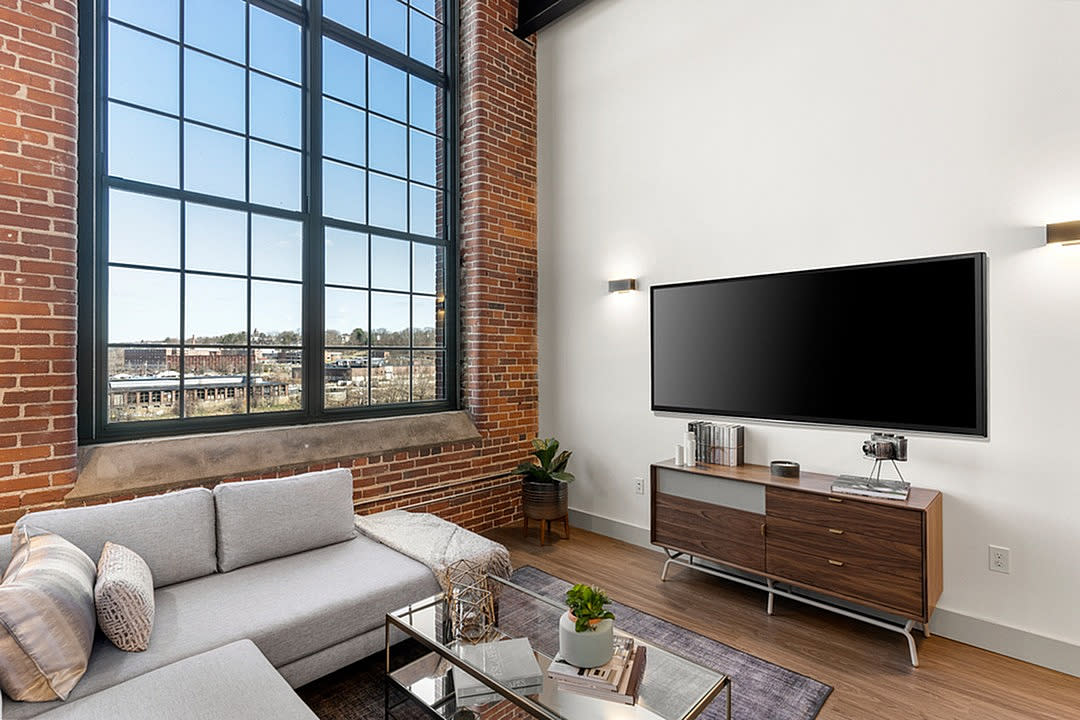 Riverwalk Lofts Image 31