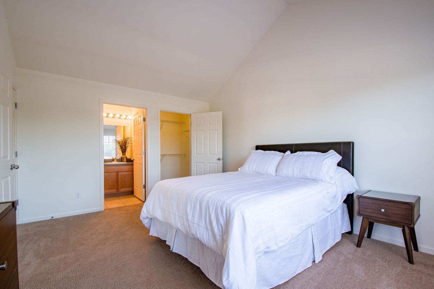 Legends Rosewood Village Image 19