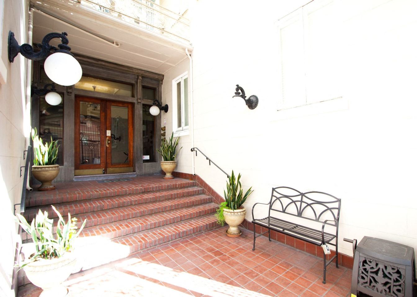 626 Powell St. Image 10