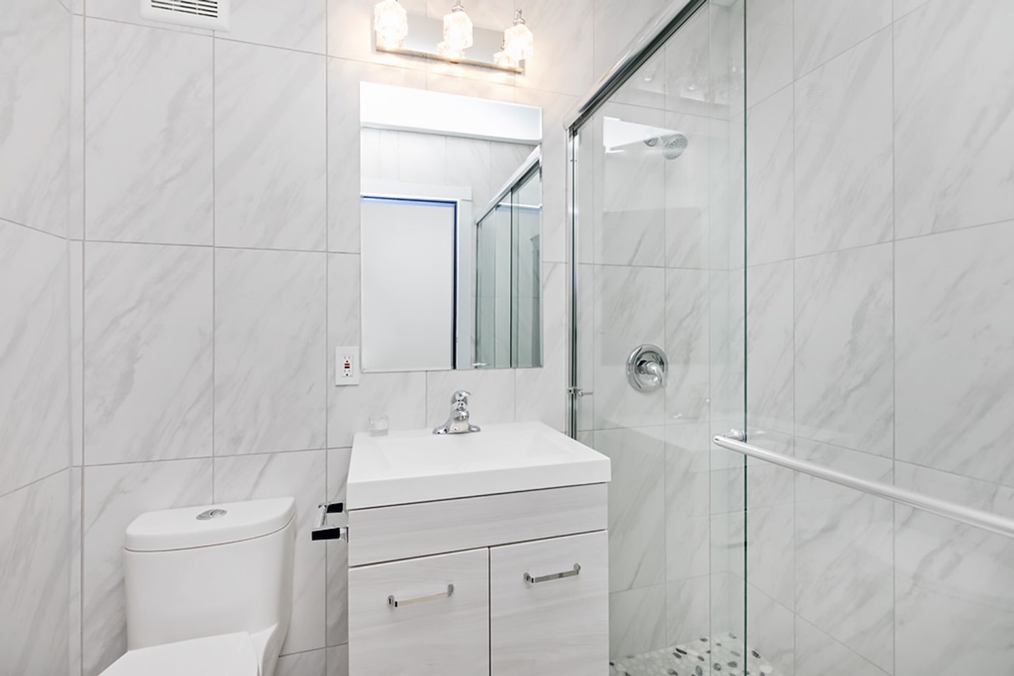 1314 Maple Image 27