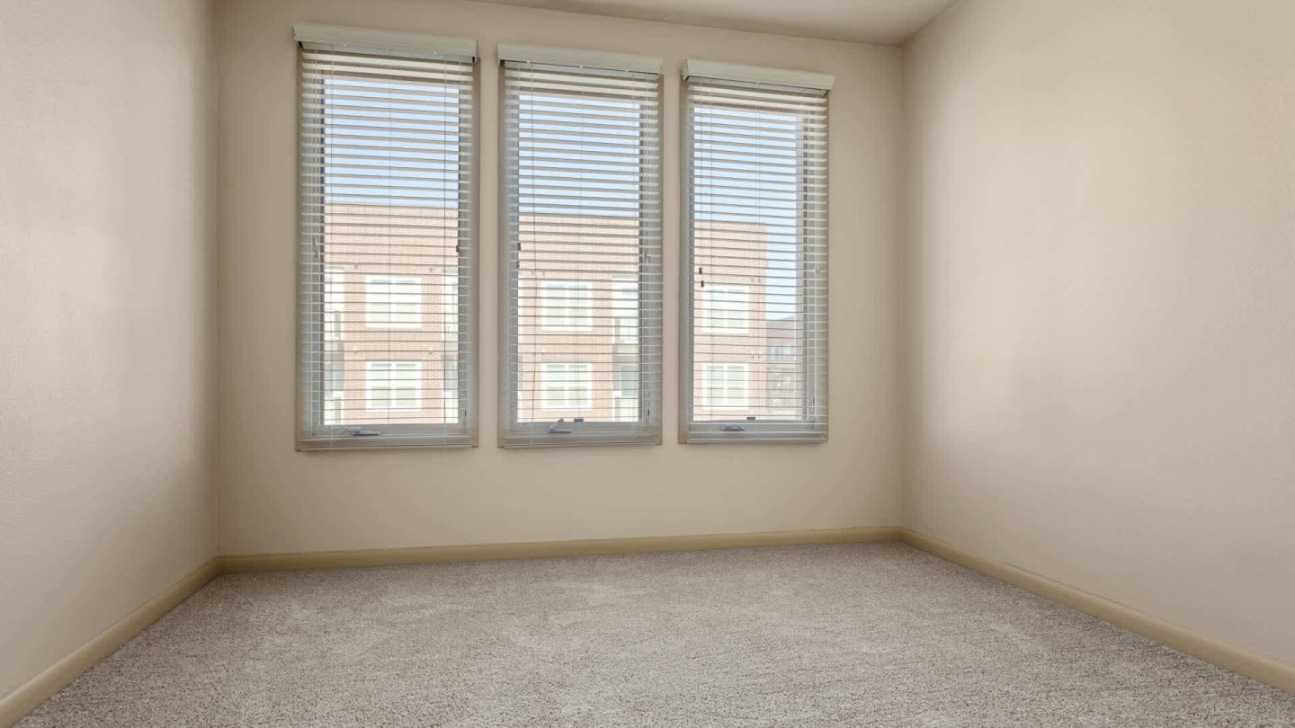 Union at Carrollton Square Apartments Image 30