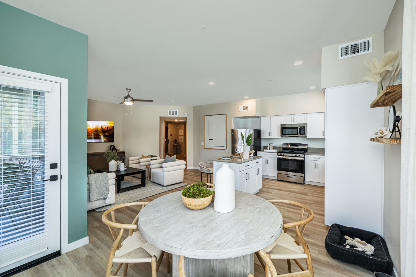 Sync Apartment Homes Image 11
