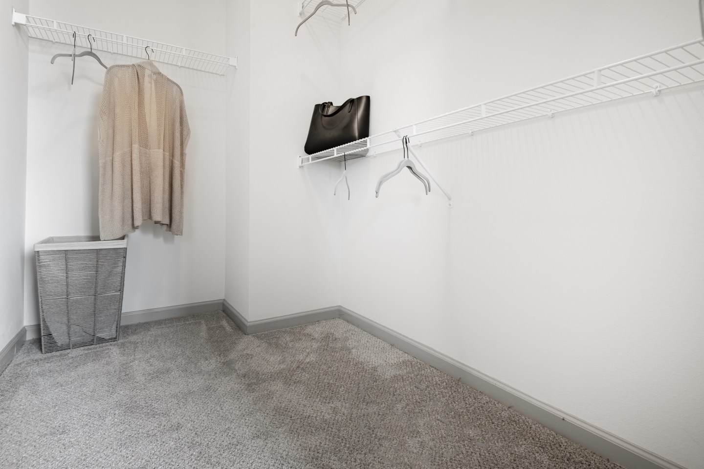 The Hendry Apartment Homes Image 47