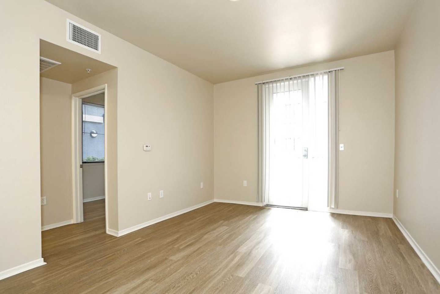 K Street Flats - Student Housing Image 46
