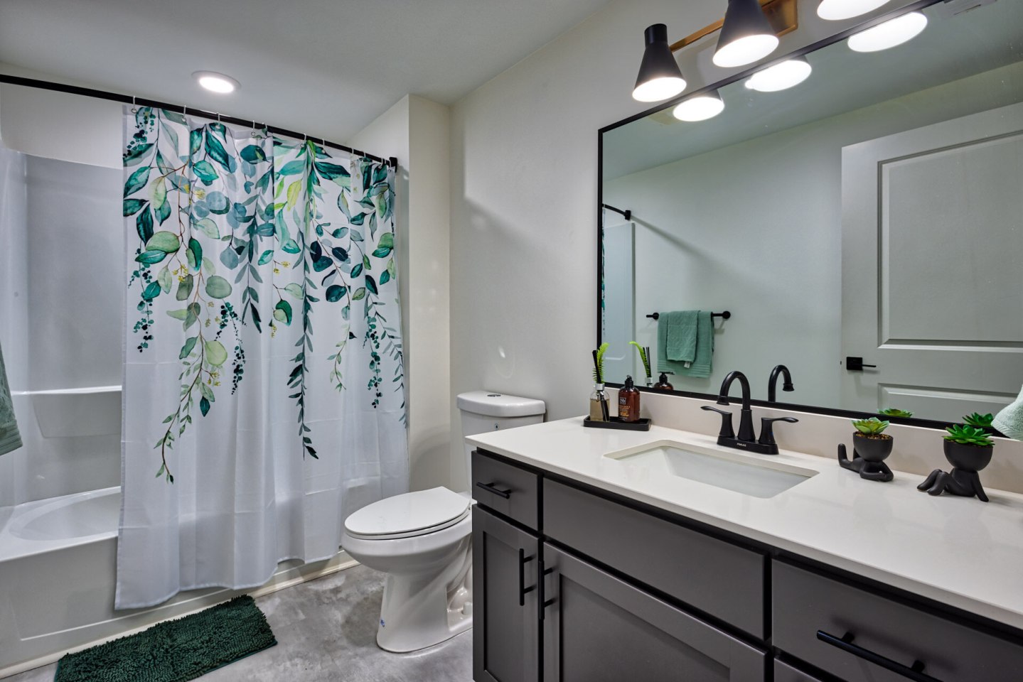142 West York Street Apartments Image 9