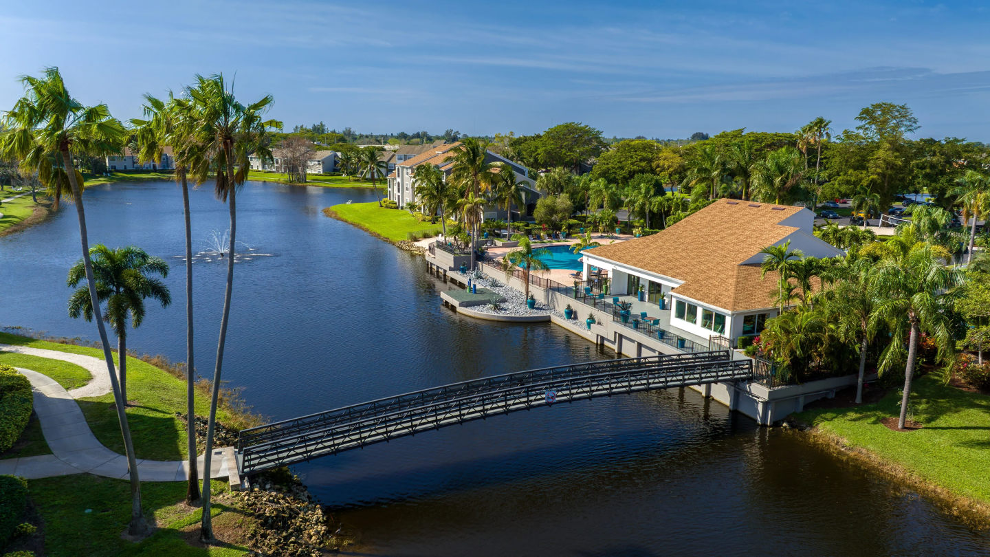 The View at Waters Edge Image 9