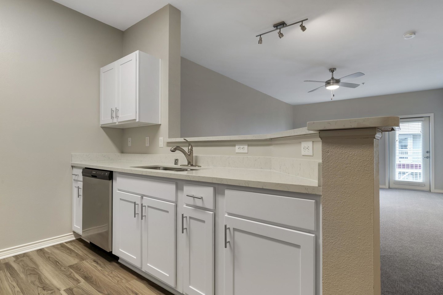 Oak View of Sonoma Hills Apartments Image 14