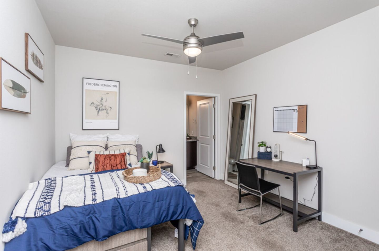 Student Housing - Vue on Walnut Image 24