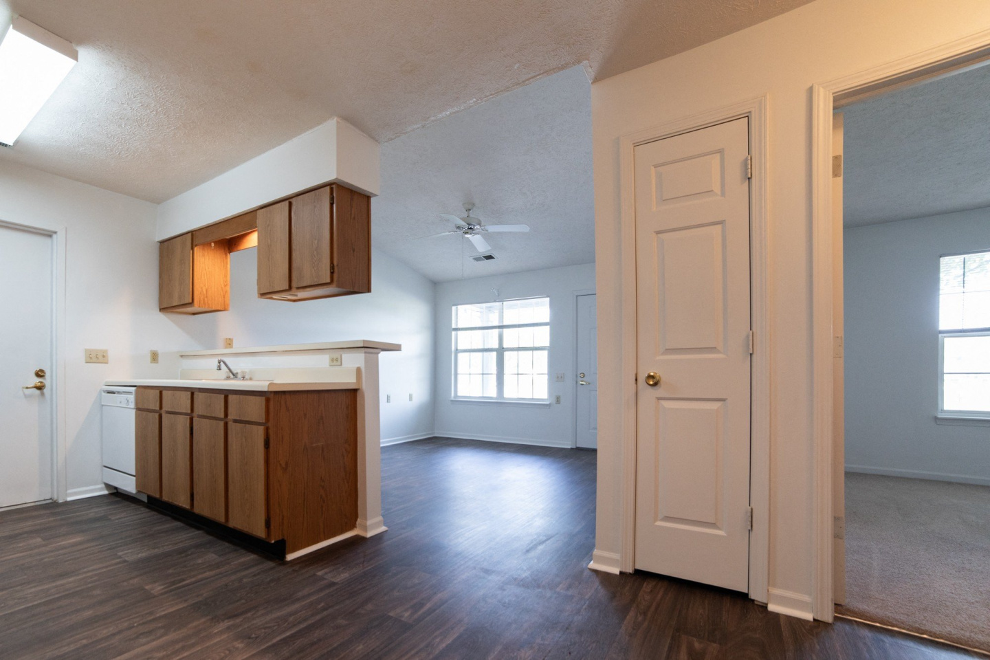 Shady Oak Village - Senior Living Apartments Image 31