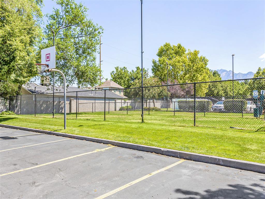 James Pointe Apartments Image 187