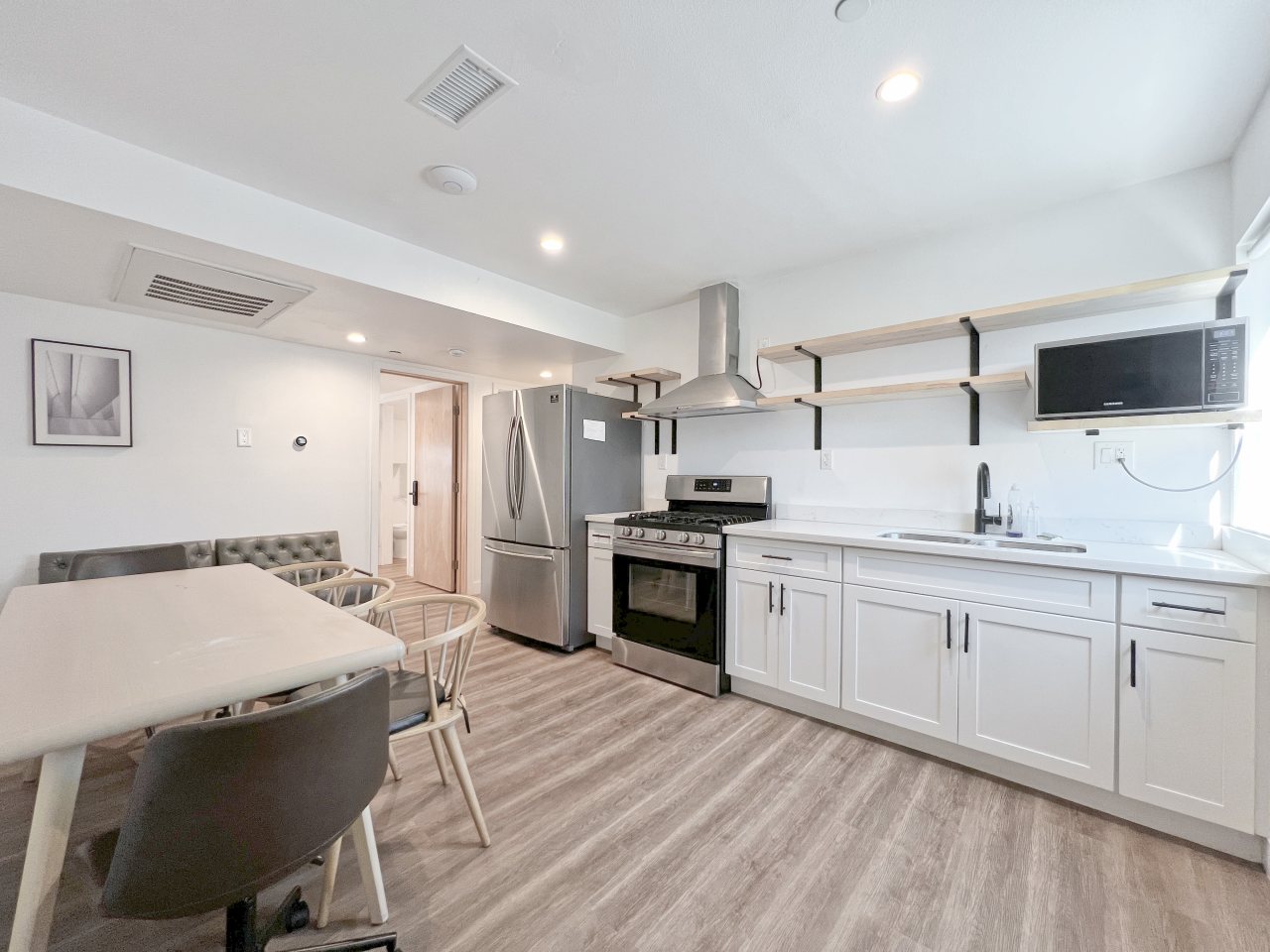 3748 Dalton Avenue - Co-Living Image 2