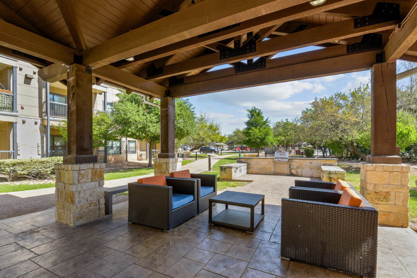 Platinum Shavano Oaks Image 12