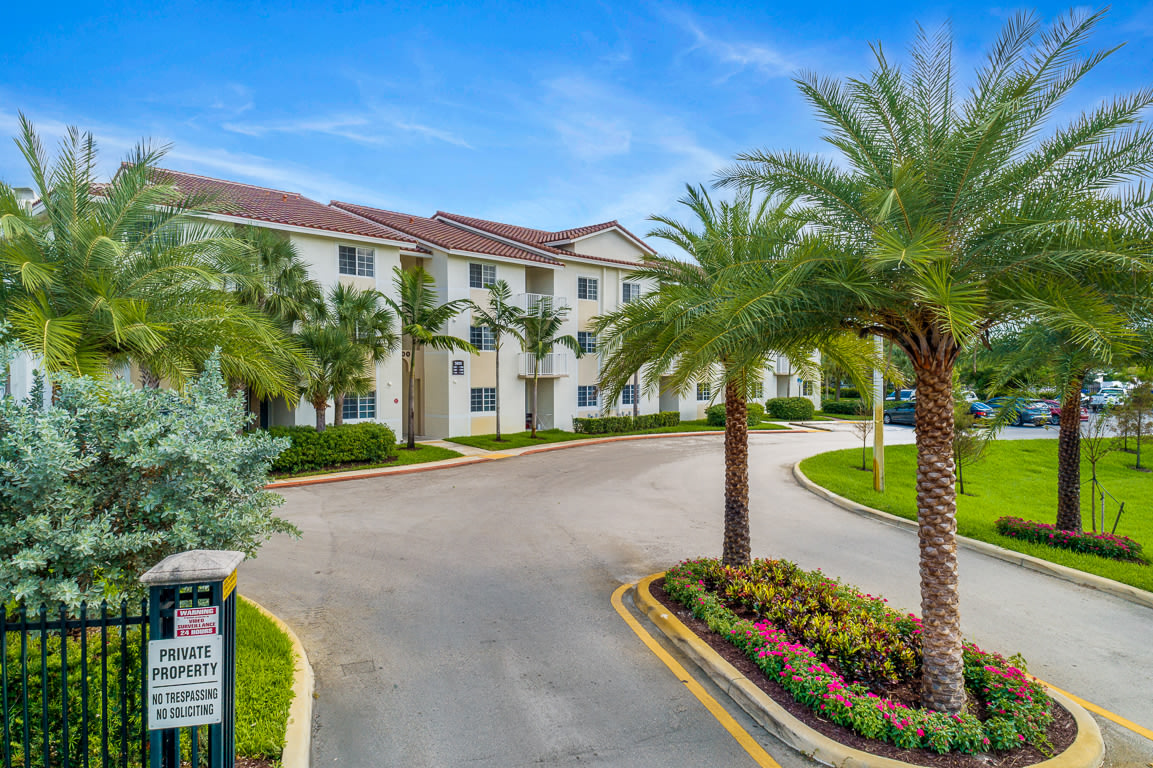 Legacy at Davie Image 13