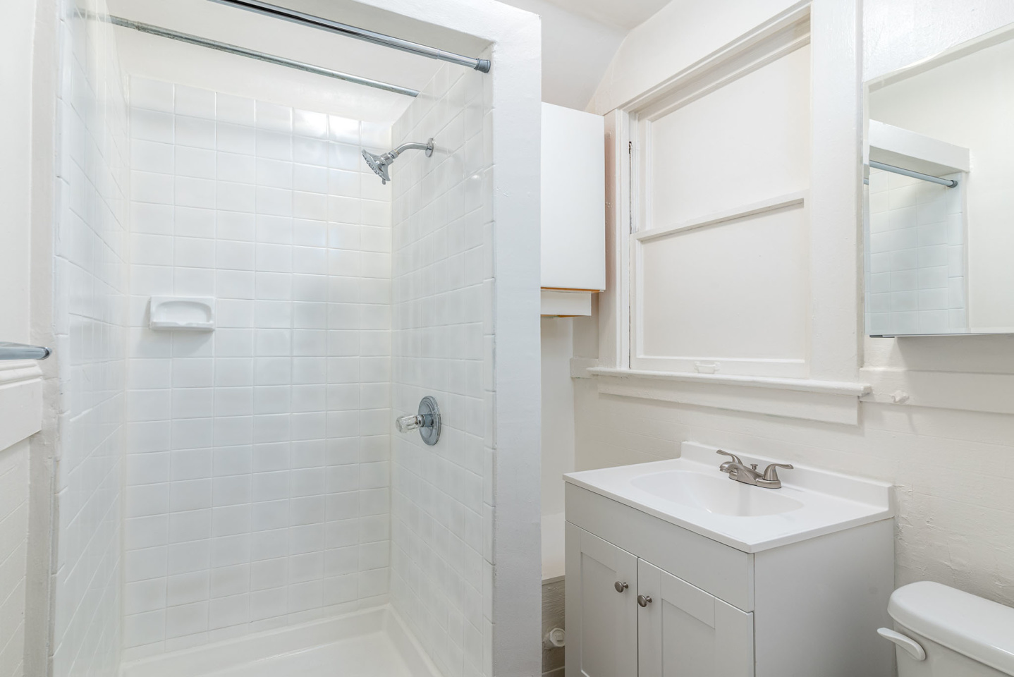 1030 LARKIN Apartments Image 11