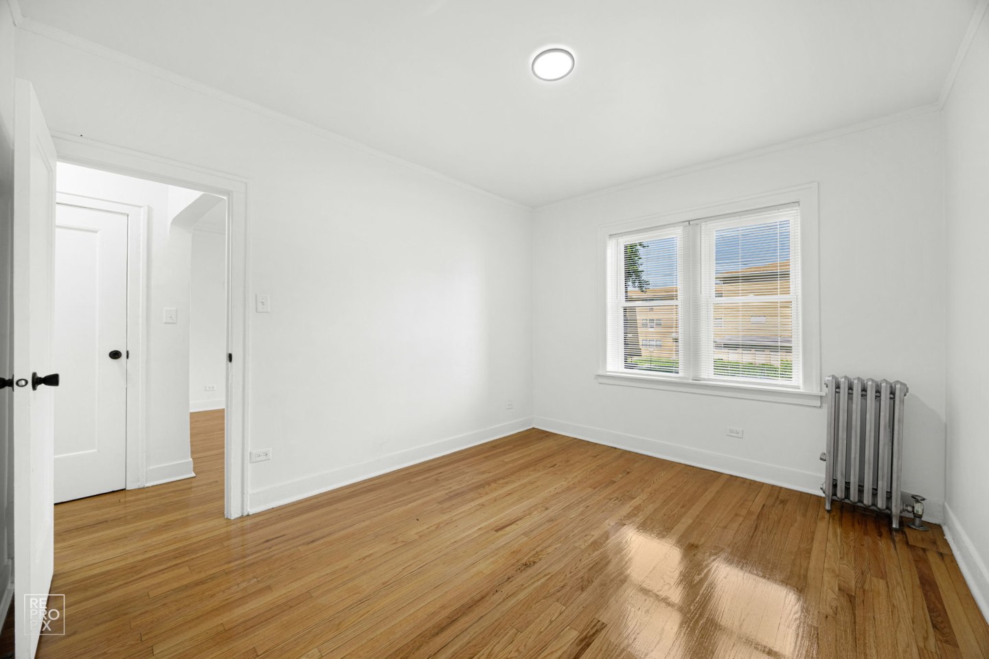 8101 S Drexel Ave Image 14