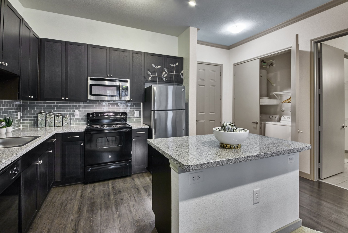 Standard at CityLine I & II Image 28
