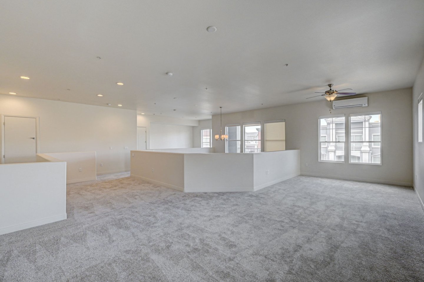 The Gramercy Residences Image 51