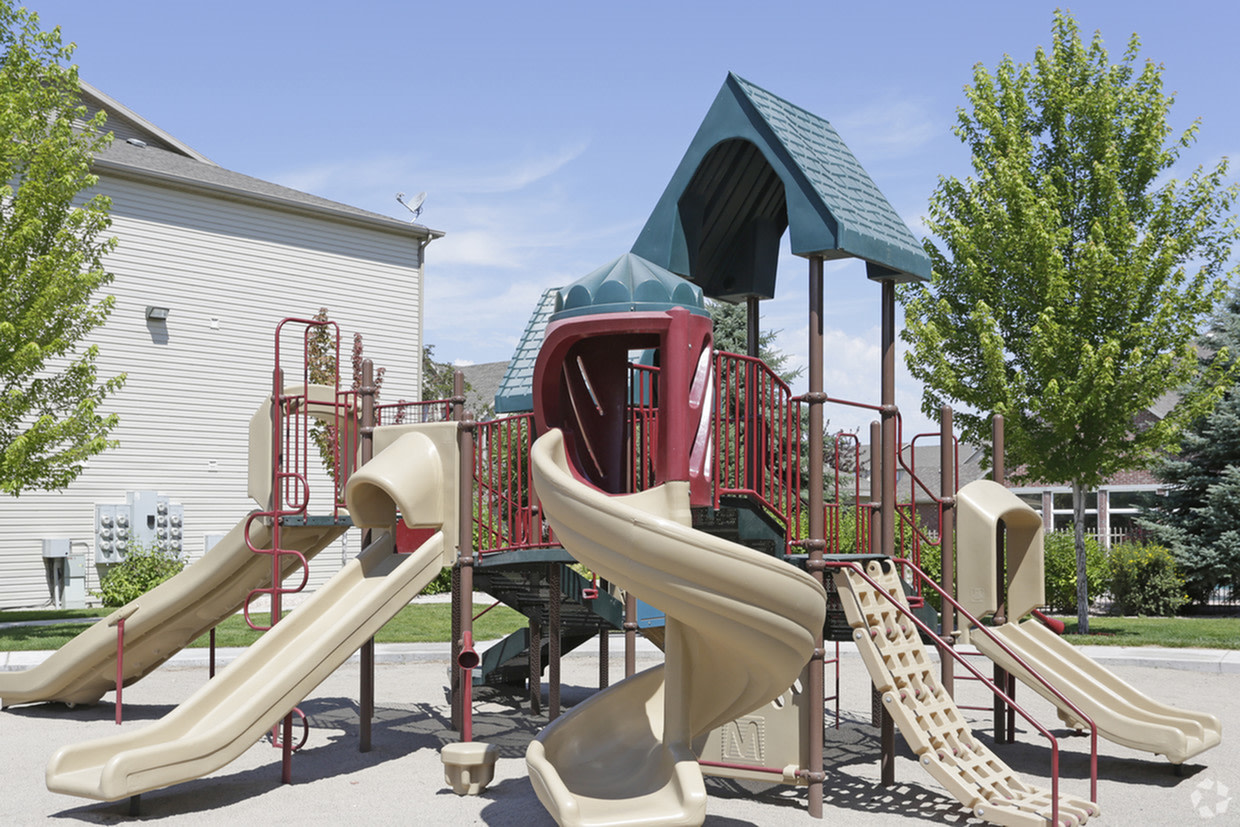 Rivercrest Image 47
