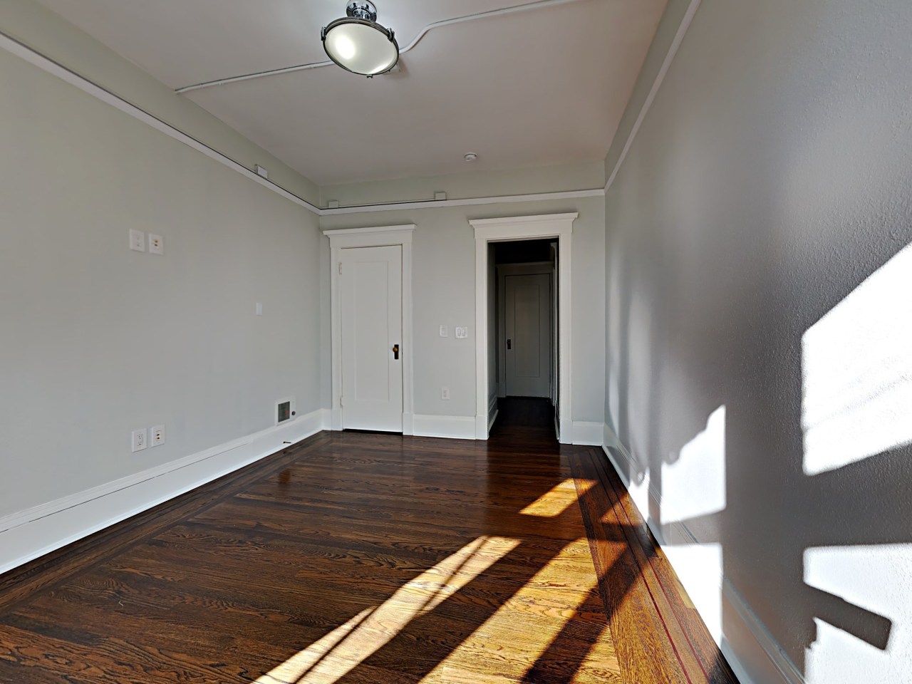 952 Sutter St. Image 6