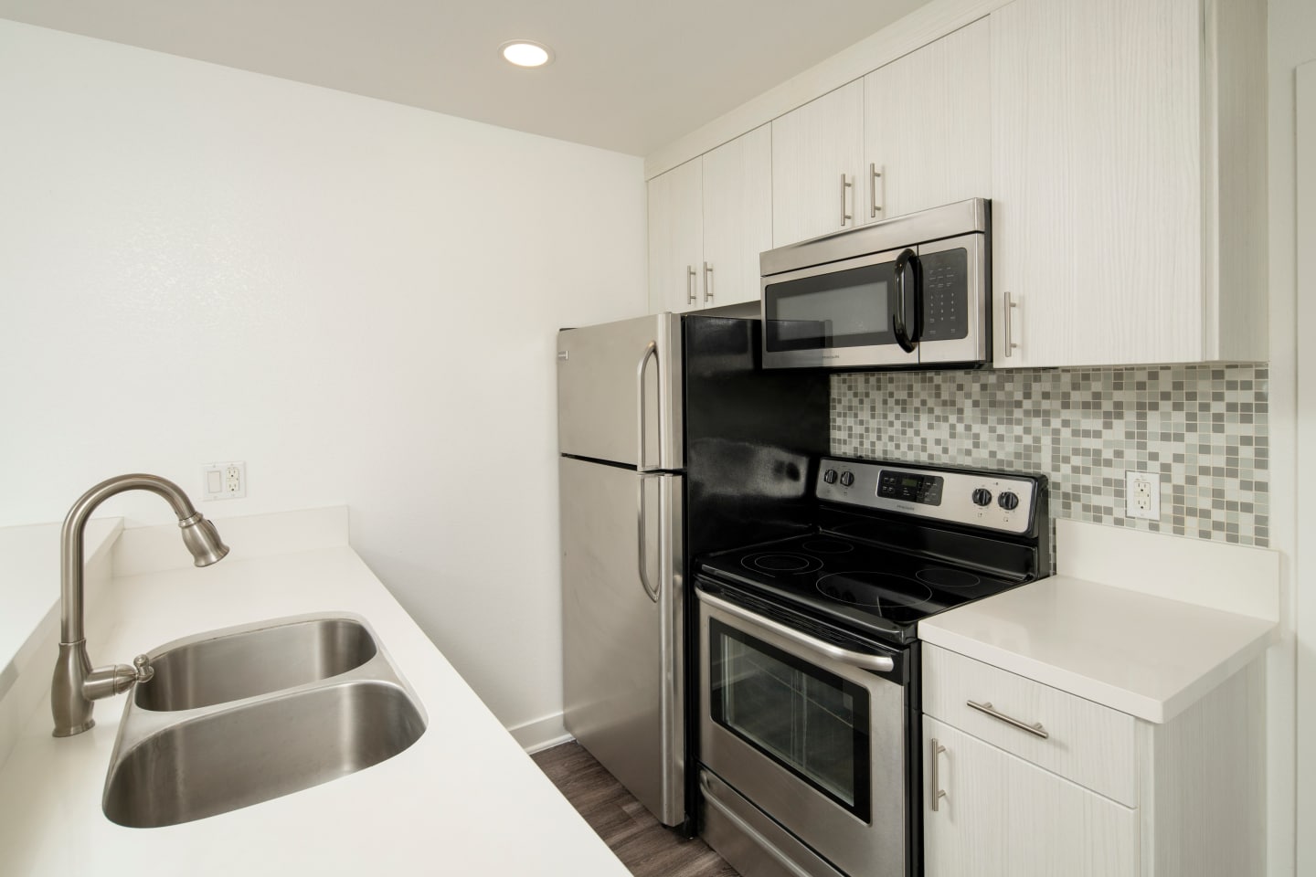 Madison Grove Image 3