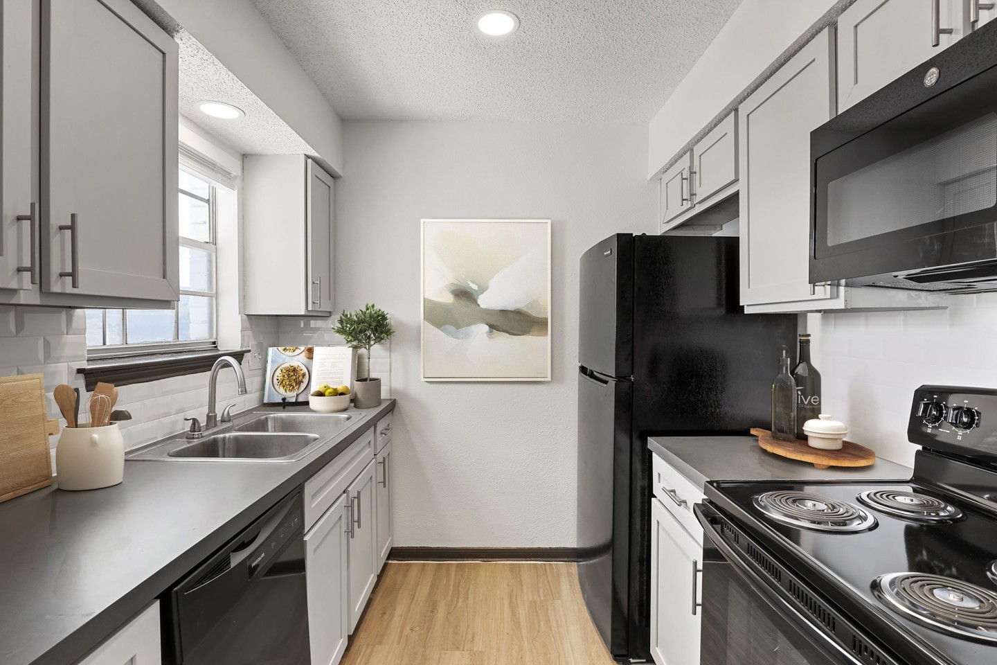 Tradewinds Apartment Homes Image 28