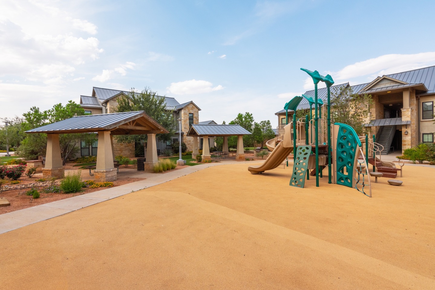 Sandstone Ridge Image 40