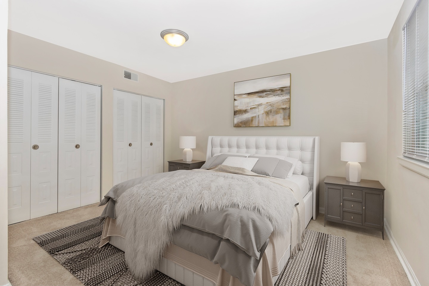 Landmark Apartments Image 3