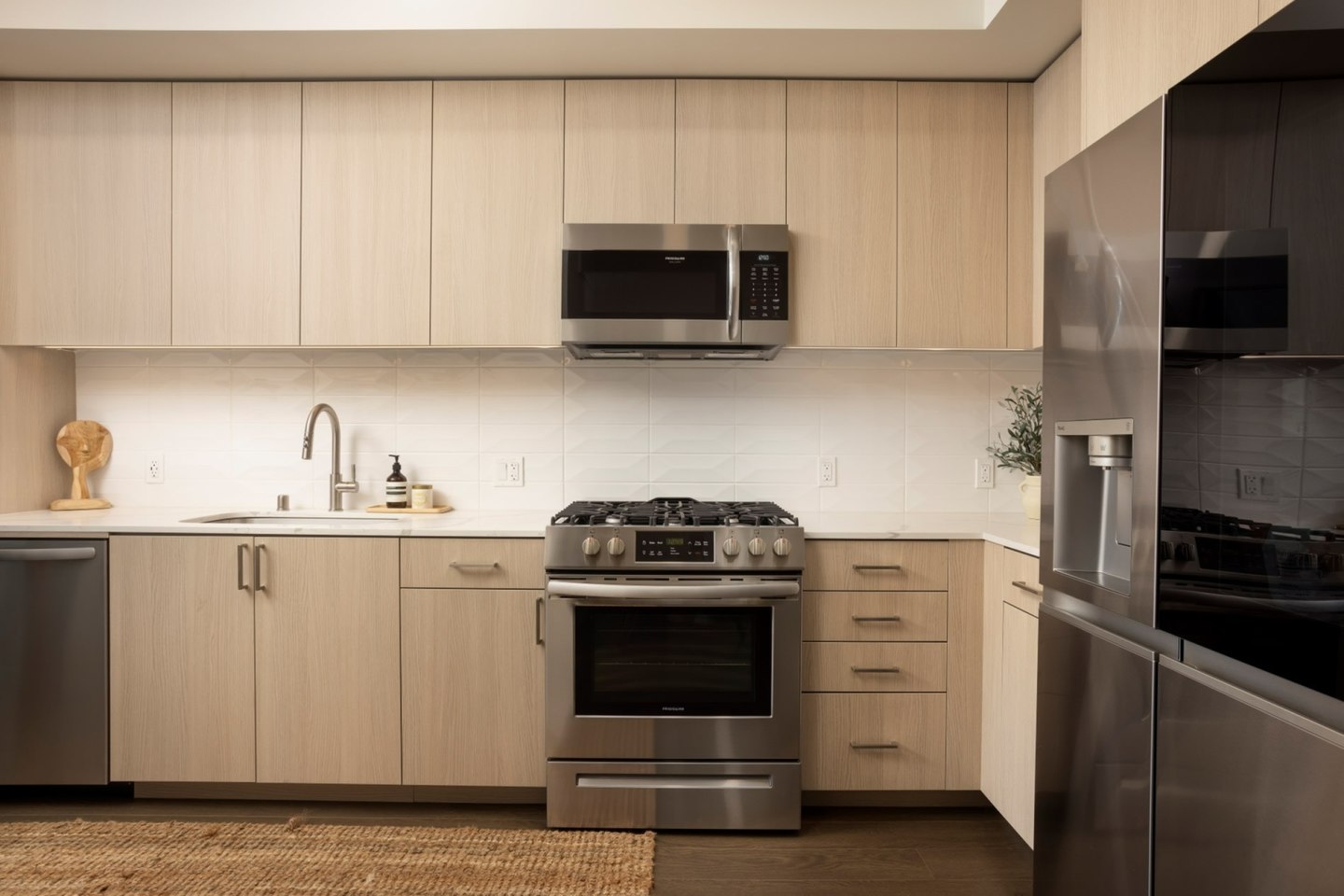 Residences at West Edge Image 6