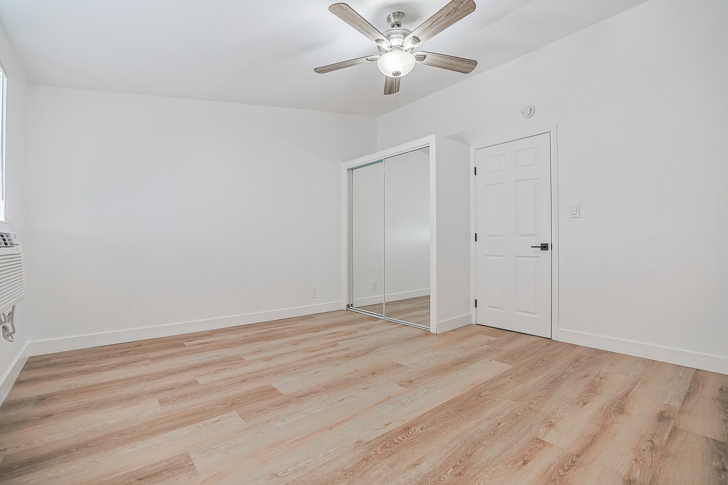 Orange Grove Townhomes Image 12