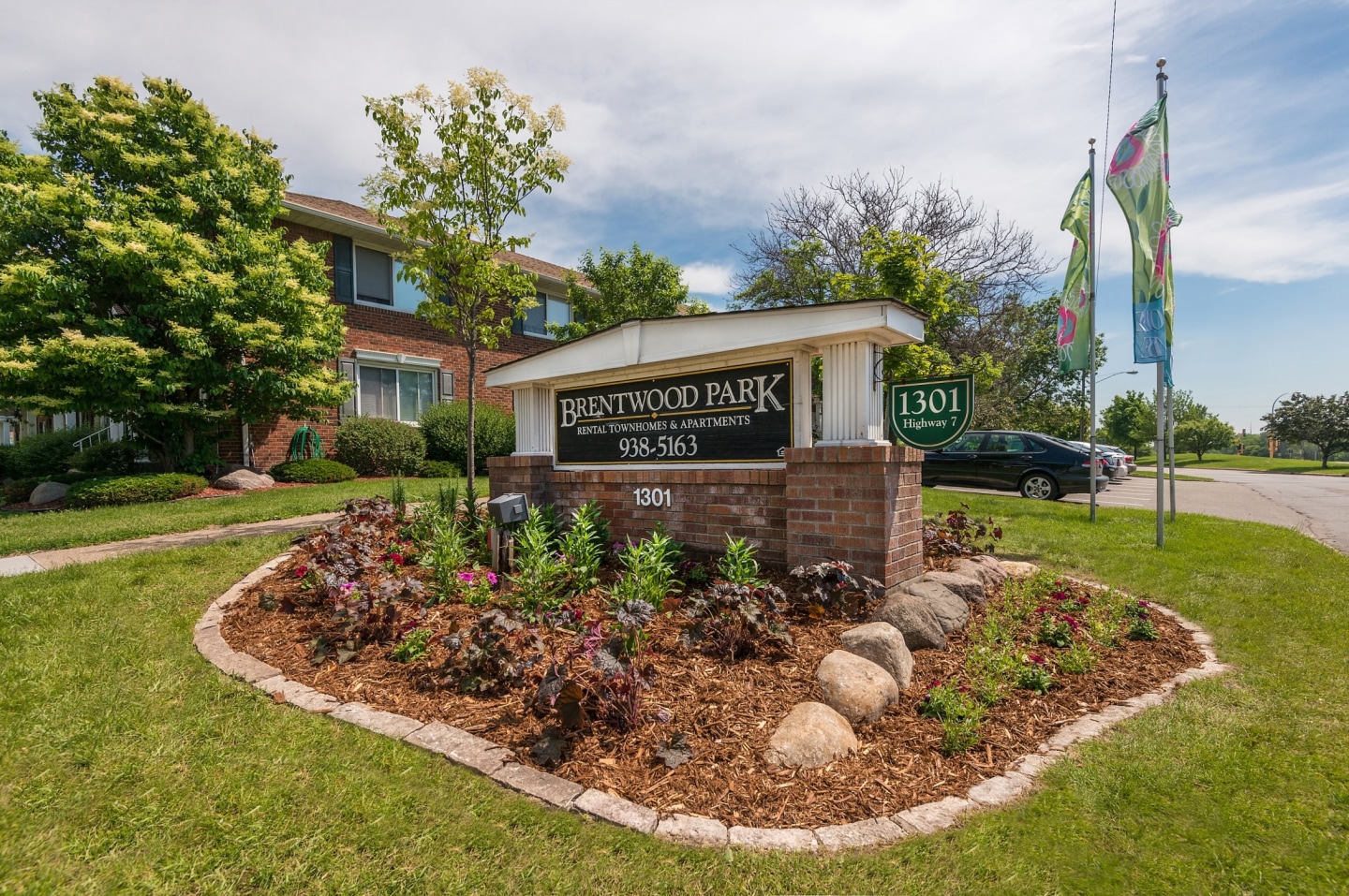 Brentwood Park Townhomes and Apartments Image 15