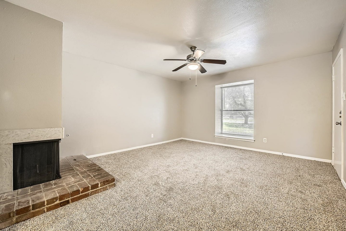 Ridgmar Oaks Image 15
