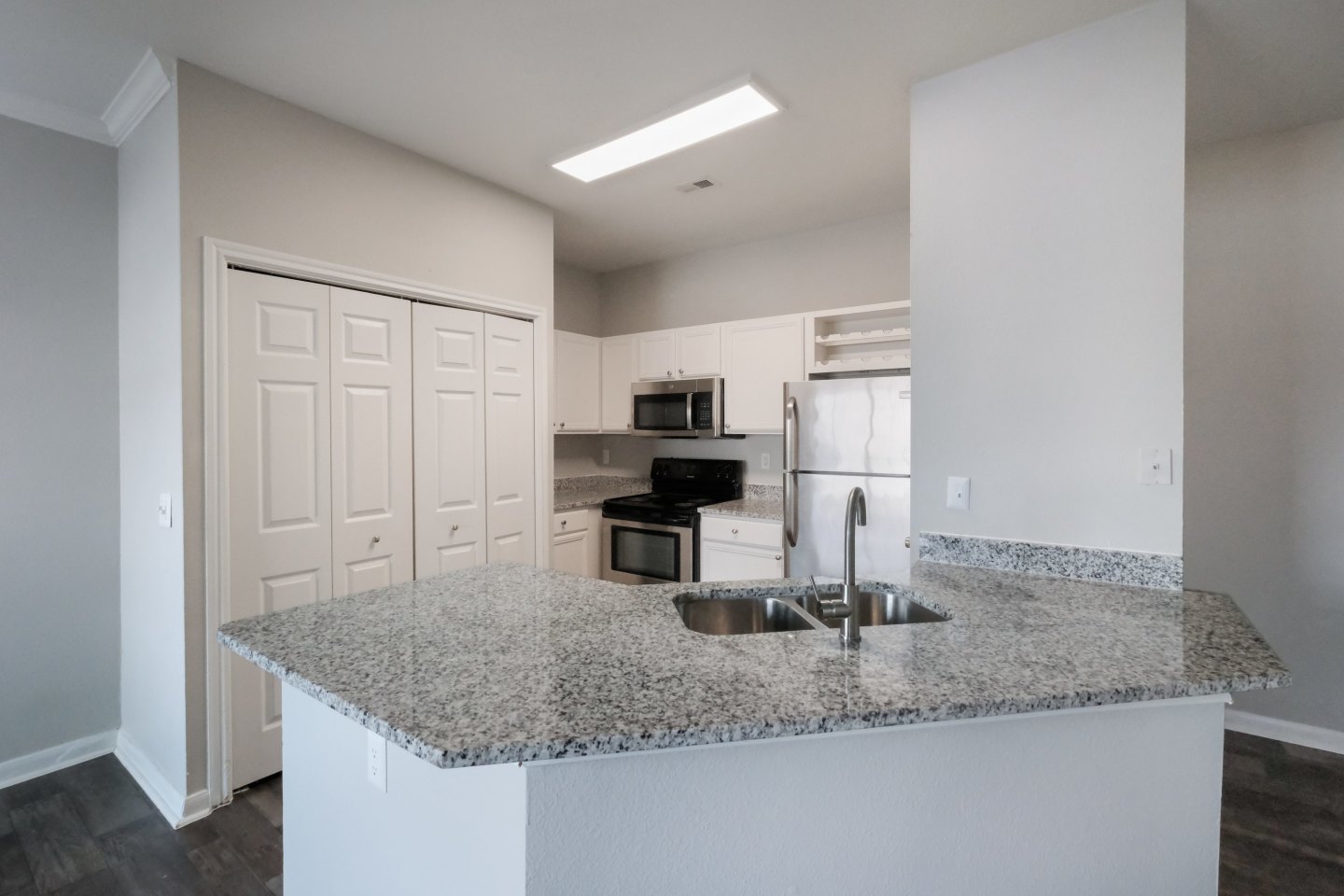 Castle Hills Townhomes Image 16