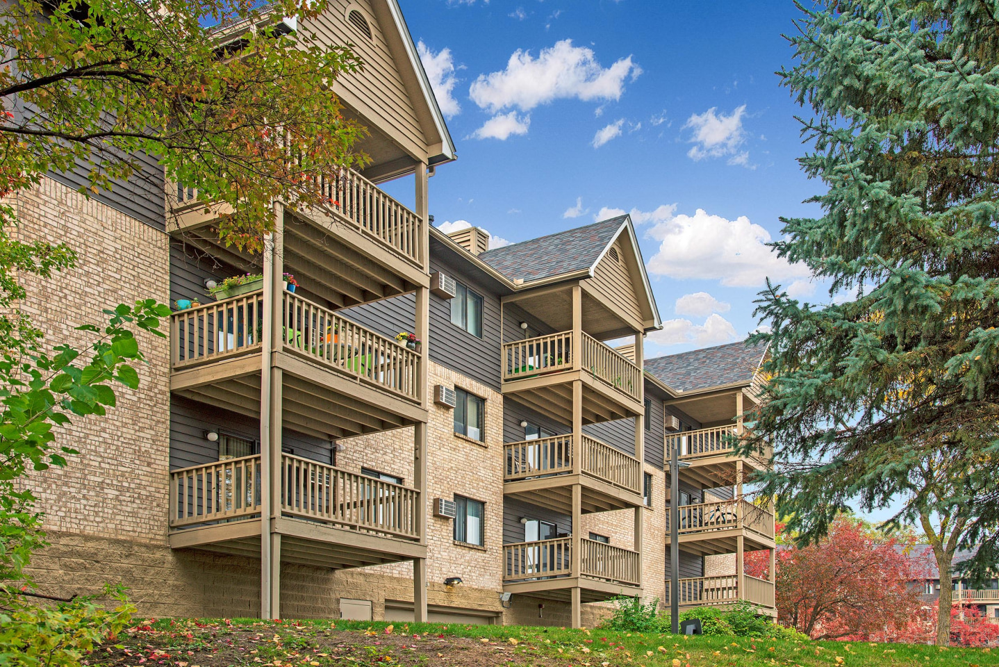 Woodridge Apartments Image 14