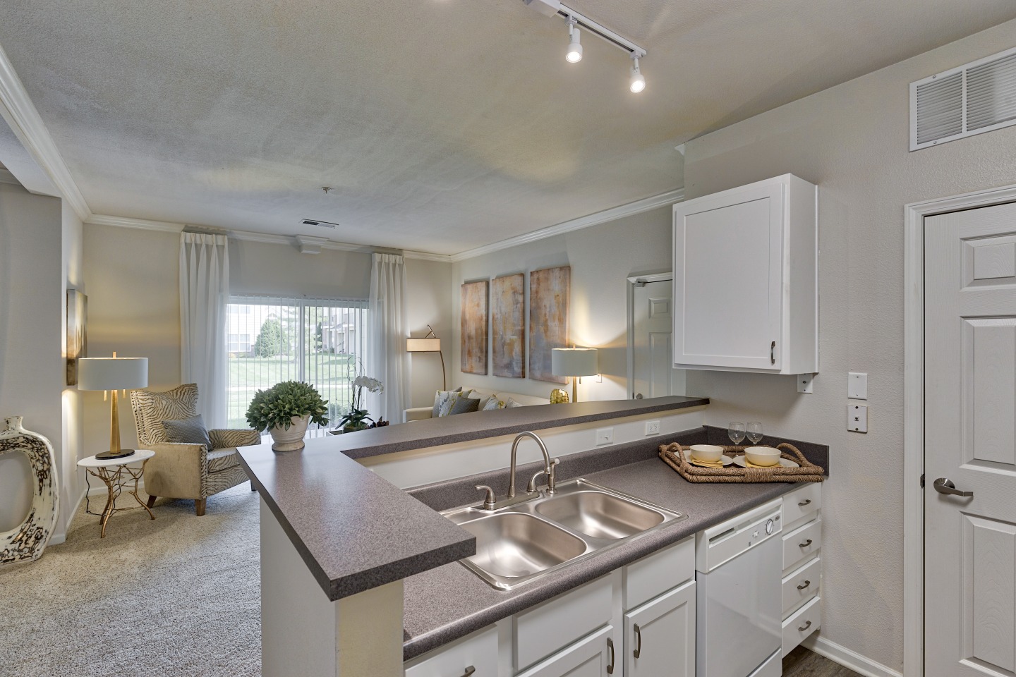 Eastland Trails Apartments Image 19