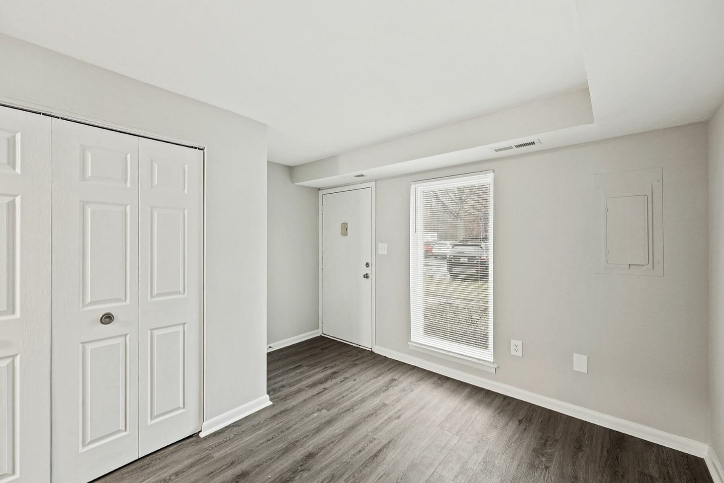 Beacon Pointe Apartments & Townhomes Image 17