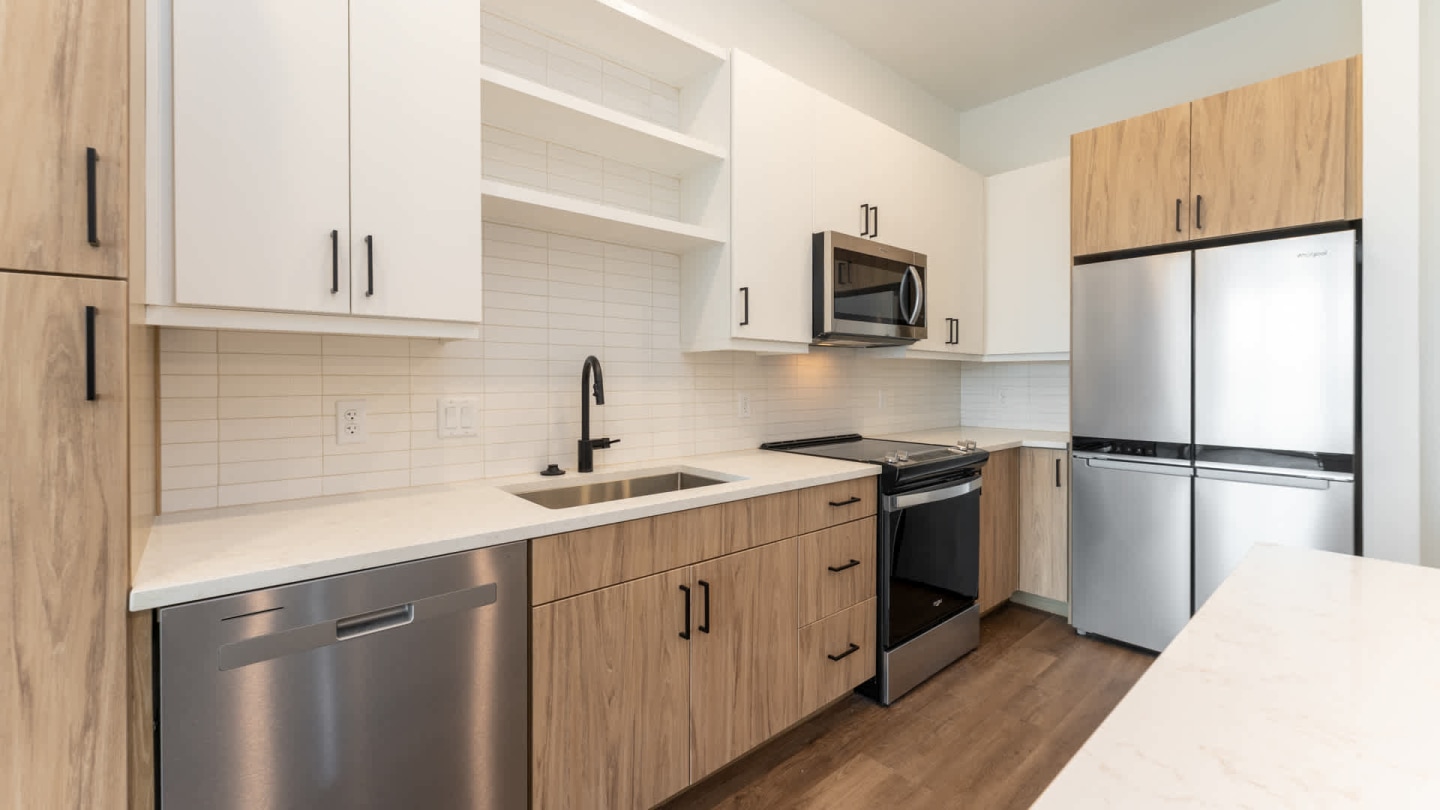 Lyle Apartments Image 14