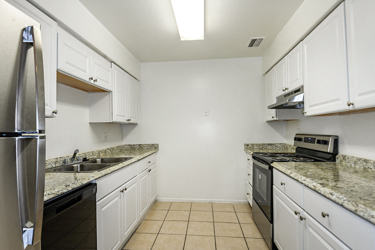Woodlake Villas Image 27