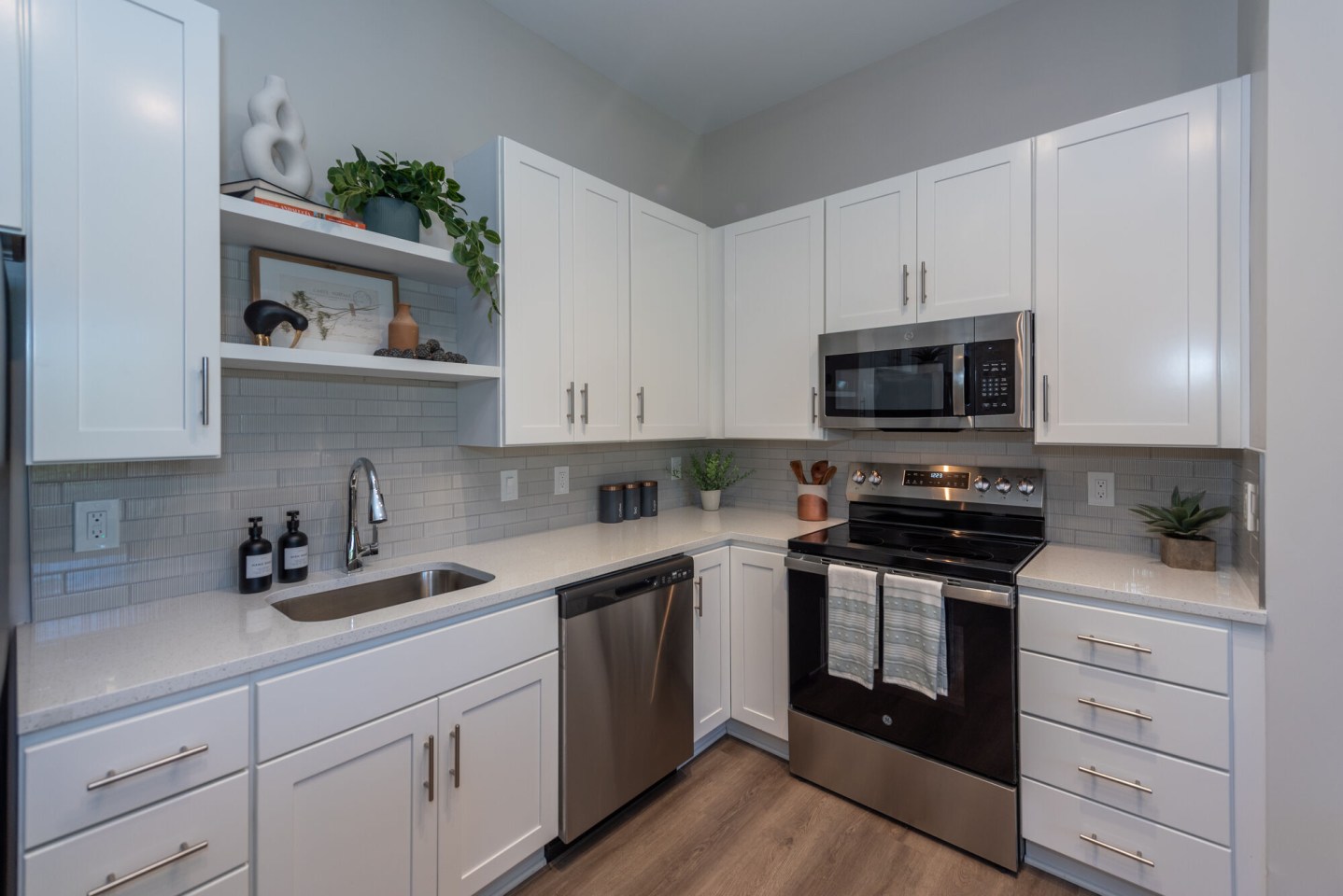 Acclaim at the Hill - Senior Living Image 4