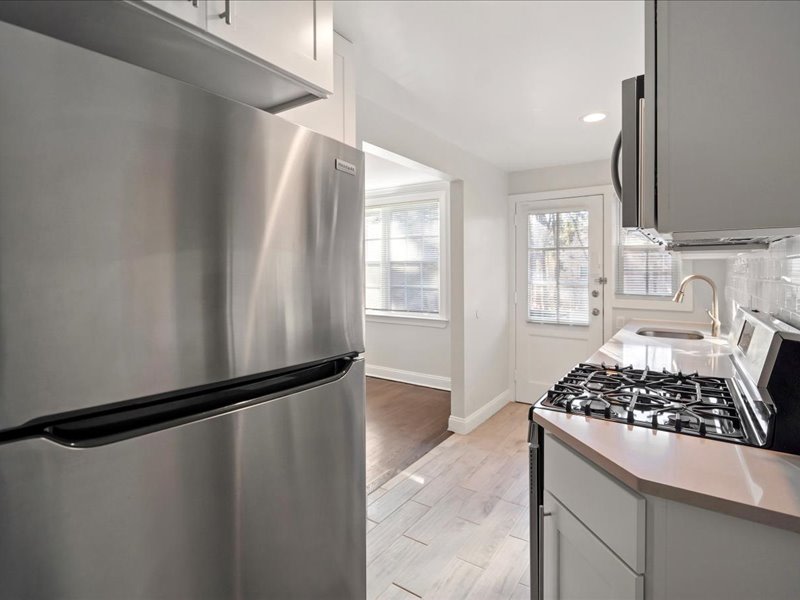 Commonwealth Gardens Apartments Image 7
