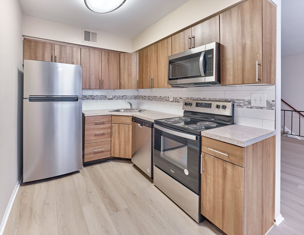 Maple Grand Image 16