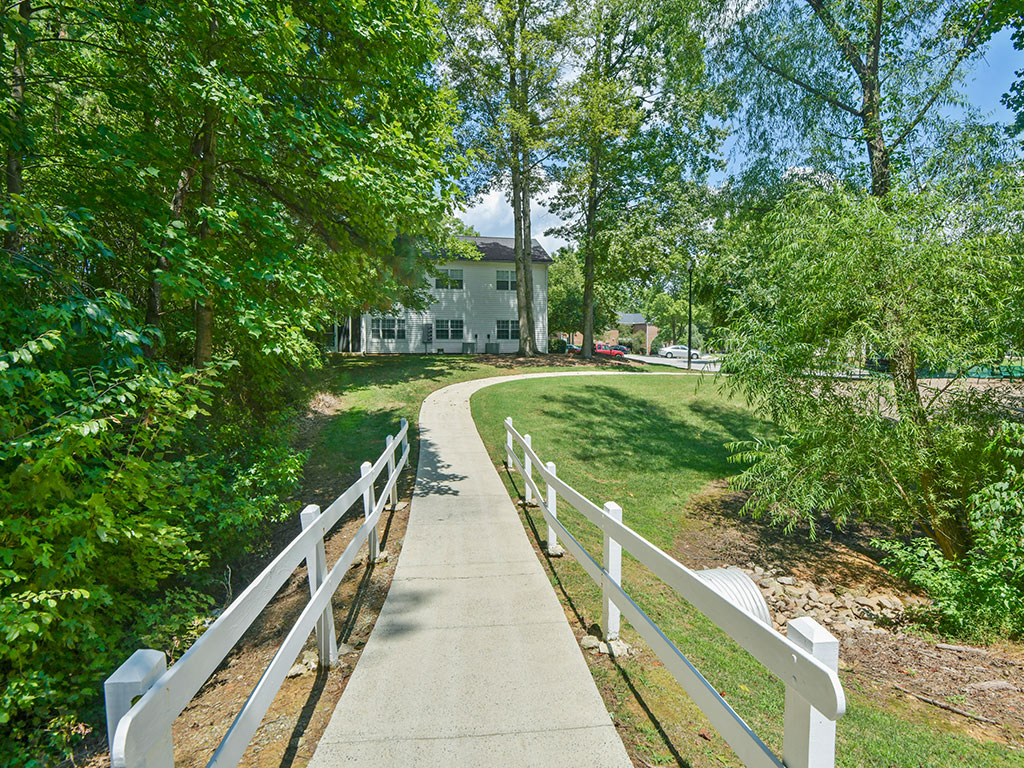 Avalon Peaks Apartments Image 11