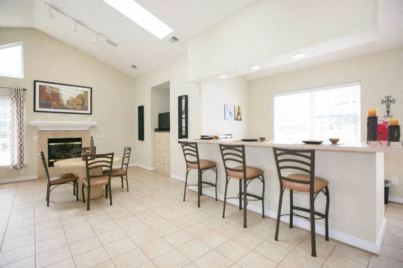 Summerdale Apartments Image 6