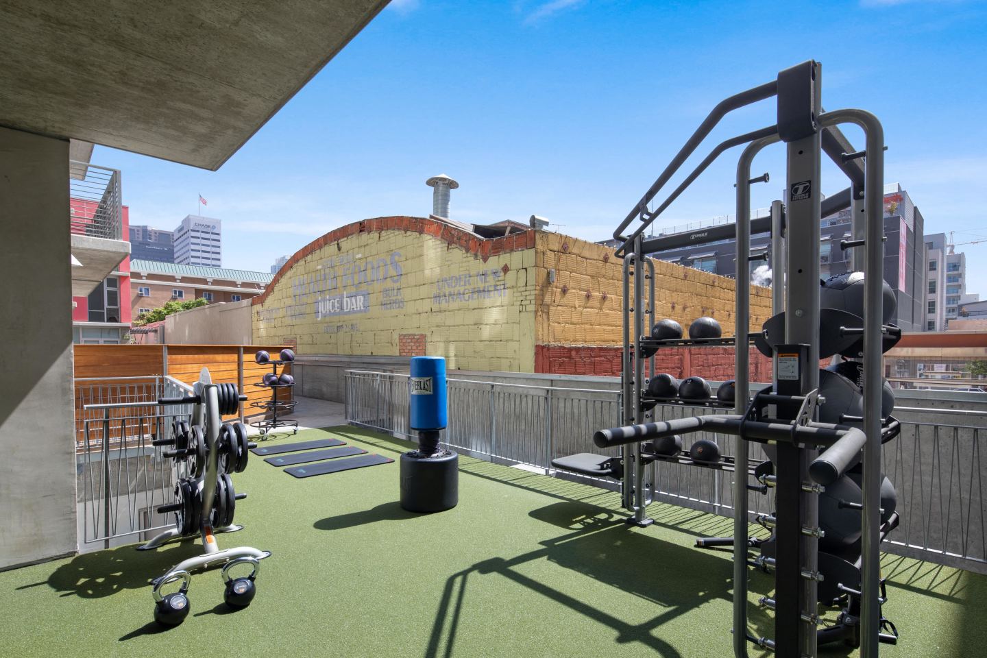 Vela Apartment Homes Image 8