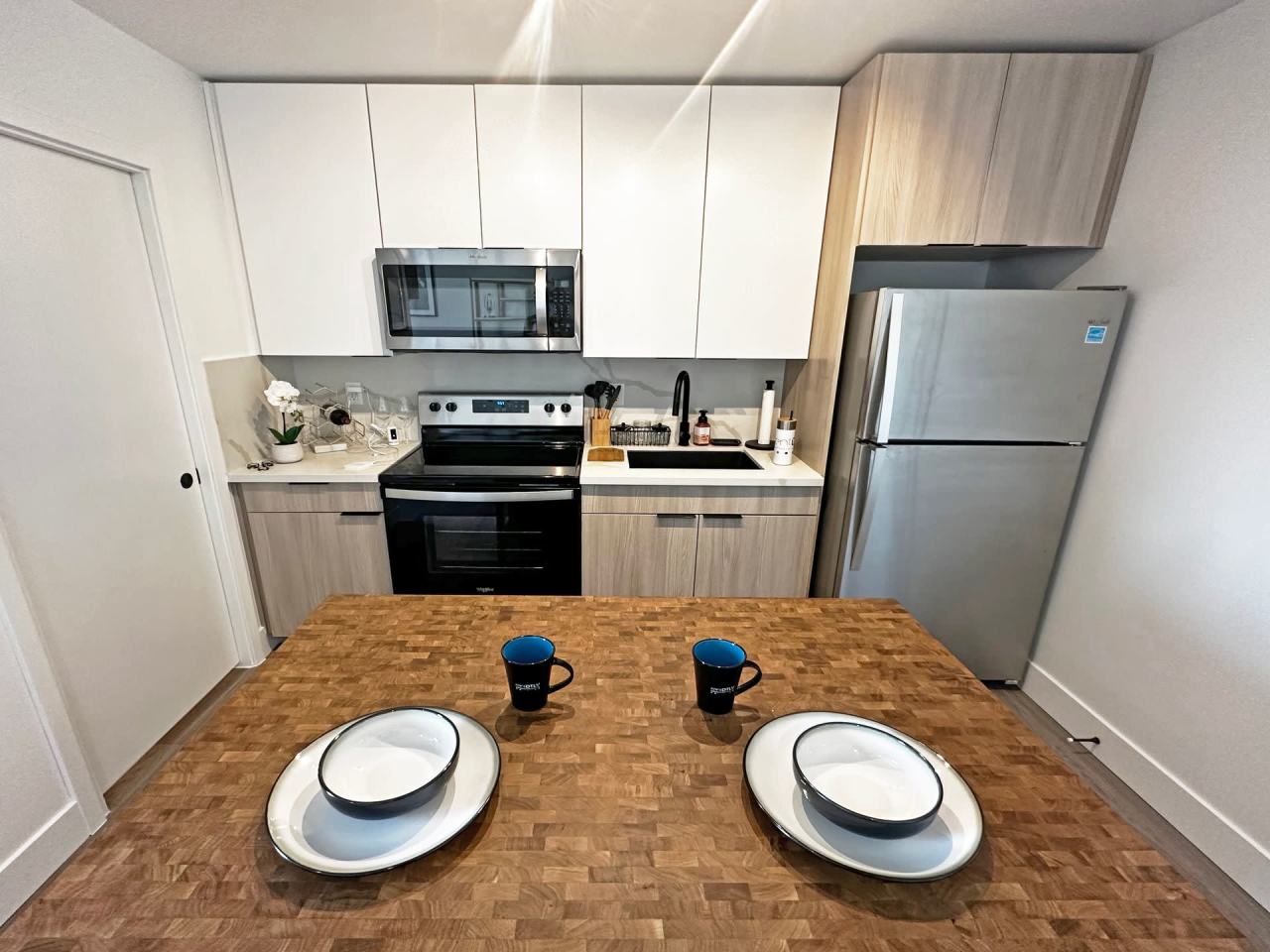DLUX Lofts Image 12