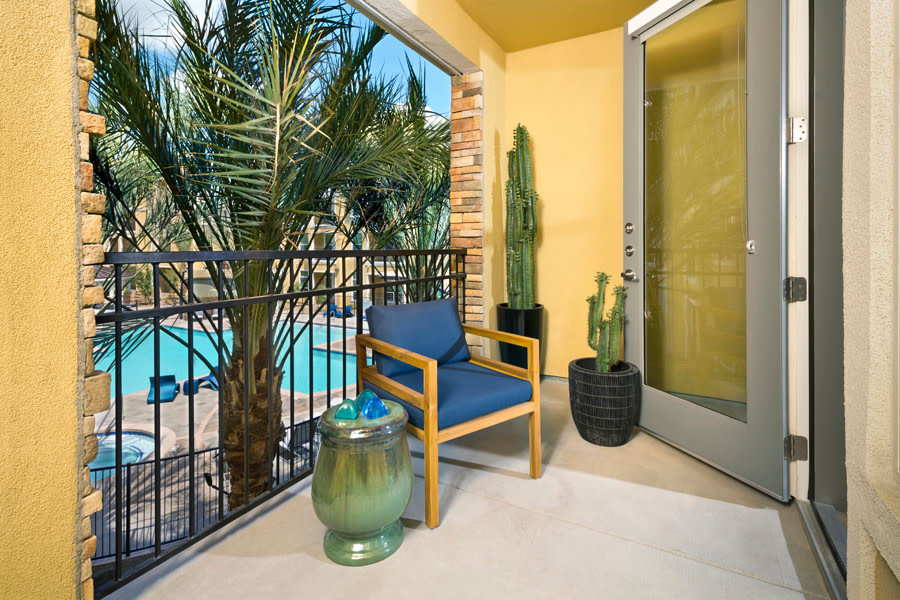 District at Biltmore Apartments Phoenix Image 16